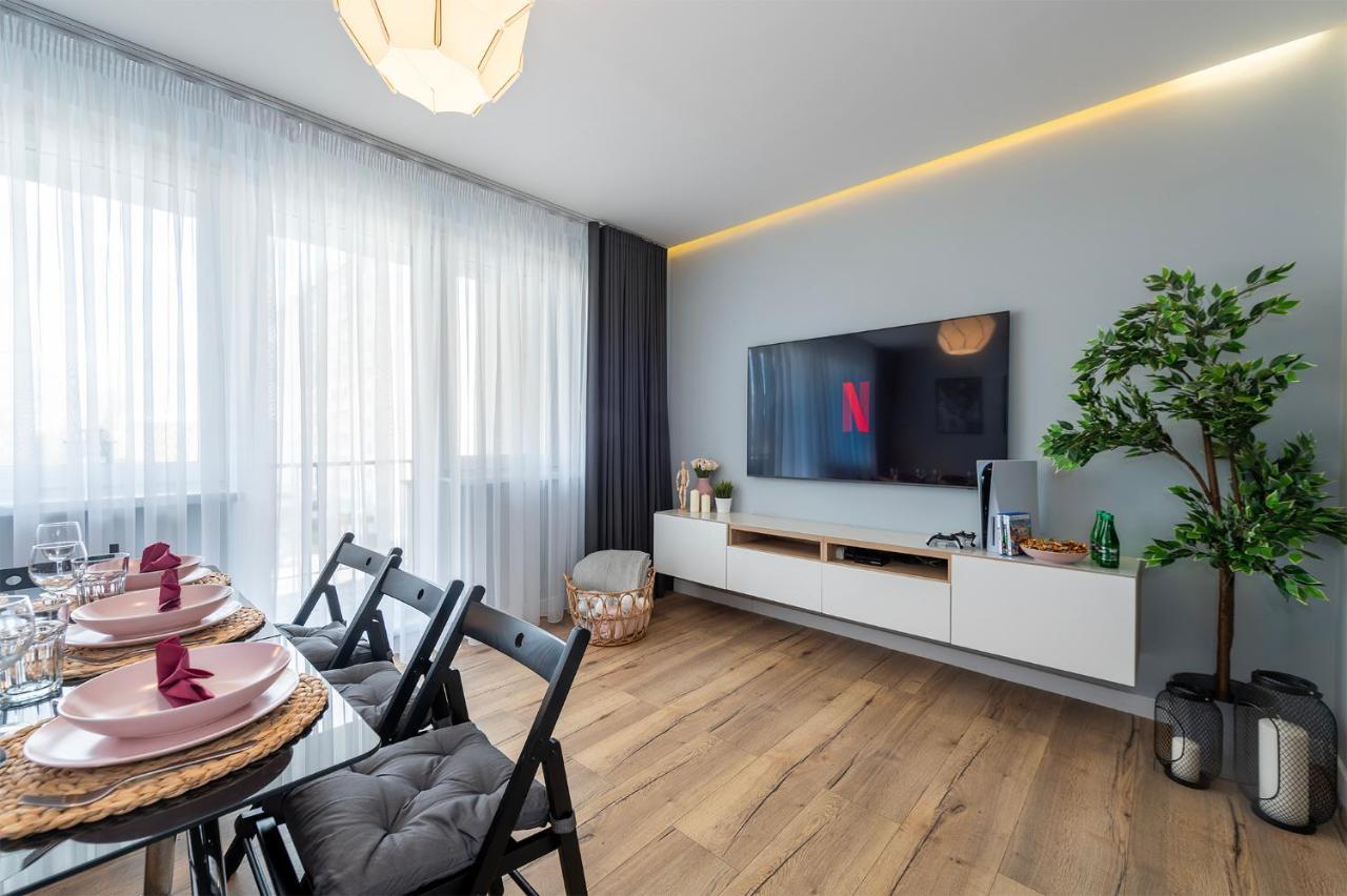 Golden Sands - Winda, 2 Sypialnie Oraz Salon, Lozeczko Turystyczne, Balkon, Play Station 5, Ekspress Do Kawy, Atlas Arena, Zoo, Fala وودج المظهر الخارجي الصورة